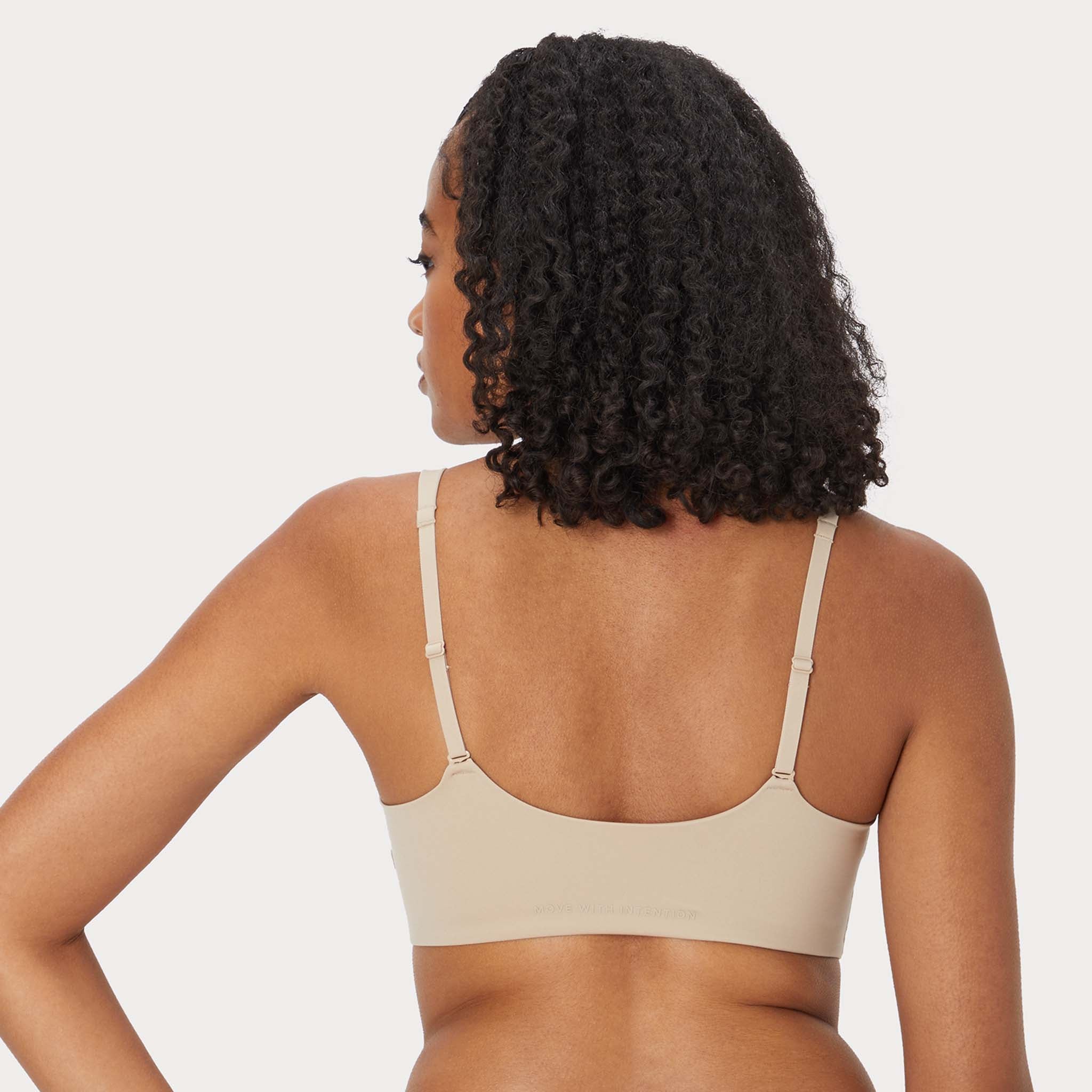 Everyday Sports Bra. Airform Cups. Move With Intention - Image 3