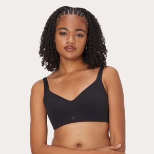 Everyday Sports Bra. Airform Cups. Move With Intention