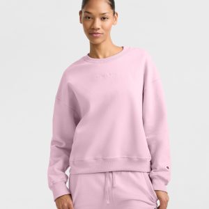 Powerblend Crewneck Sweatshirt. Embroidered Script Logo